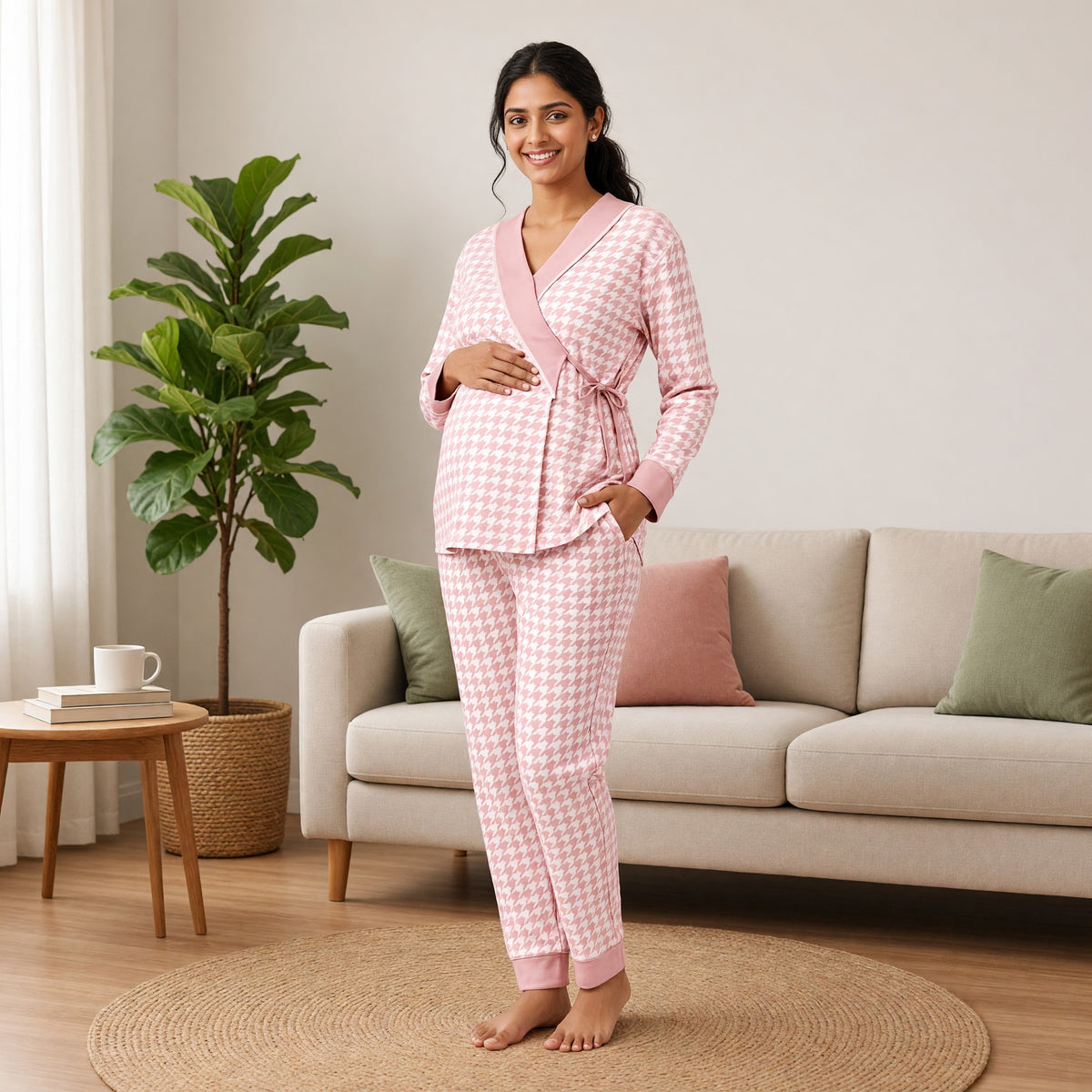 Blush Houndstooth Padded Feeding Night Suit