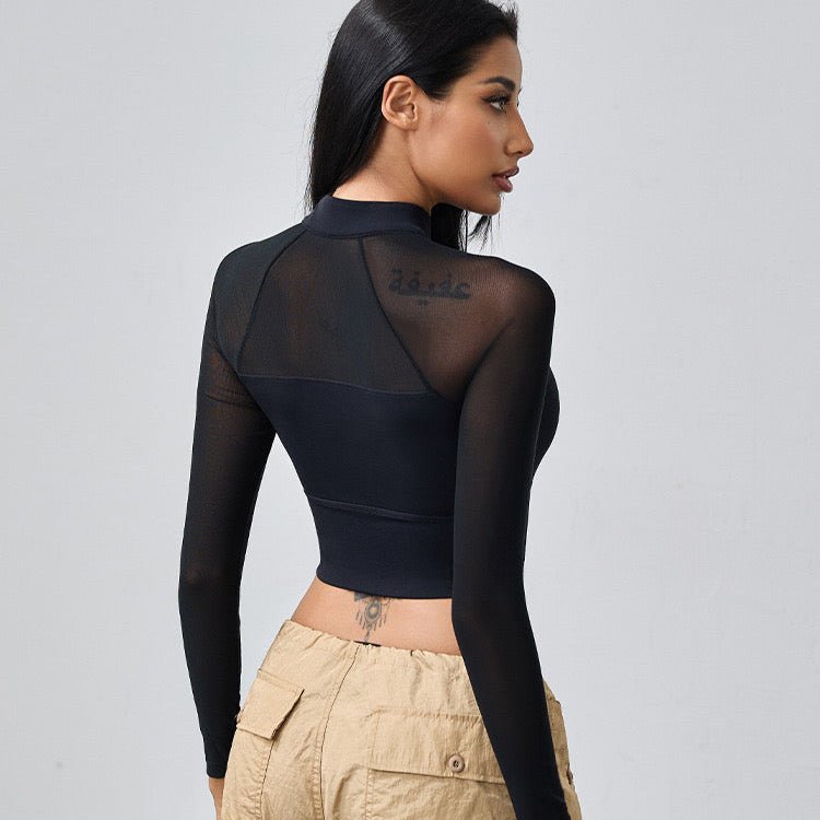 Chic Keyhole Long Sleeve Crop Top with Built - in Bra - Zero Bra