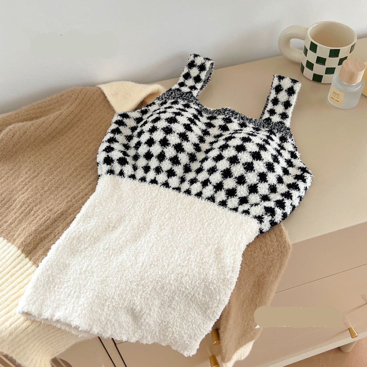 Fuzzy Knit Crop Top with Built - in Bra β Cozy Meets Chic - Zero Bra