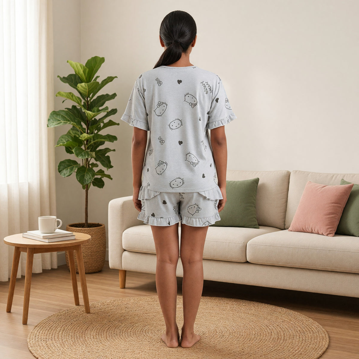 Kitty Love Feeding Night Suit