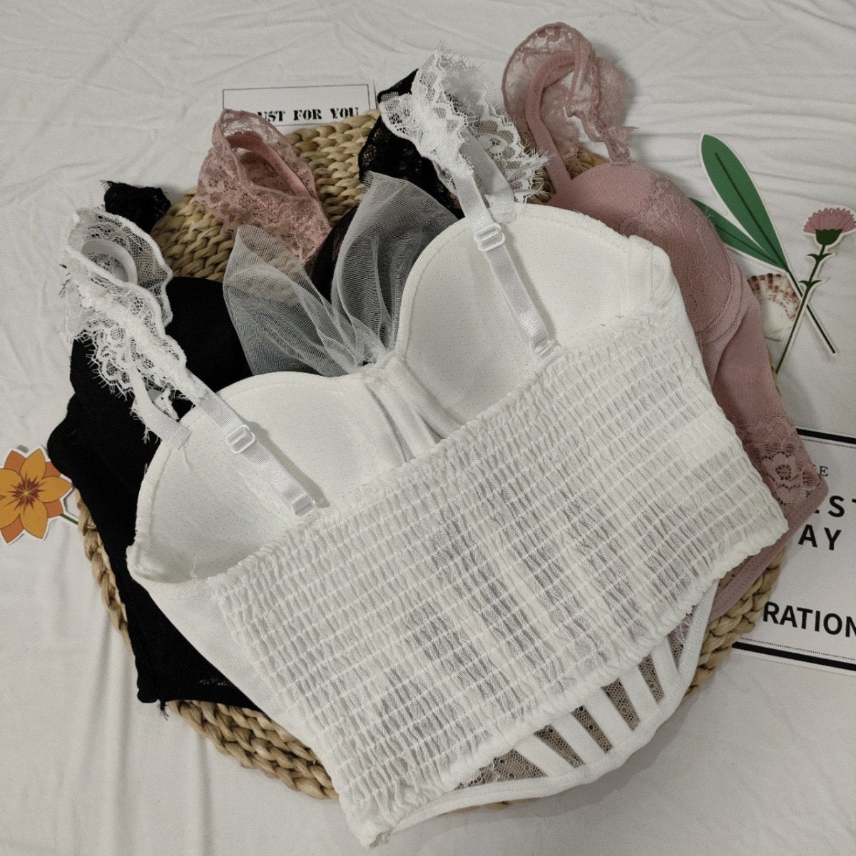 Luxe Lace Built - In Bra Corset – For That Main Character Energy - Zero Bra
