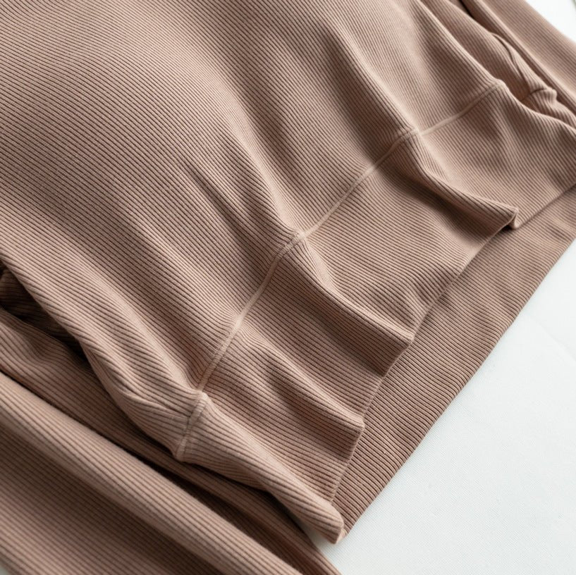 Sleek Stretch Built - In Bra Crop Top – Where Comfort Meets Cool - Zero Bra