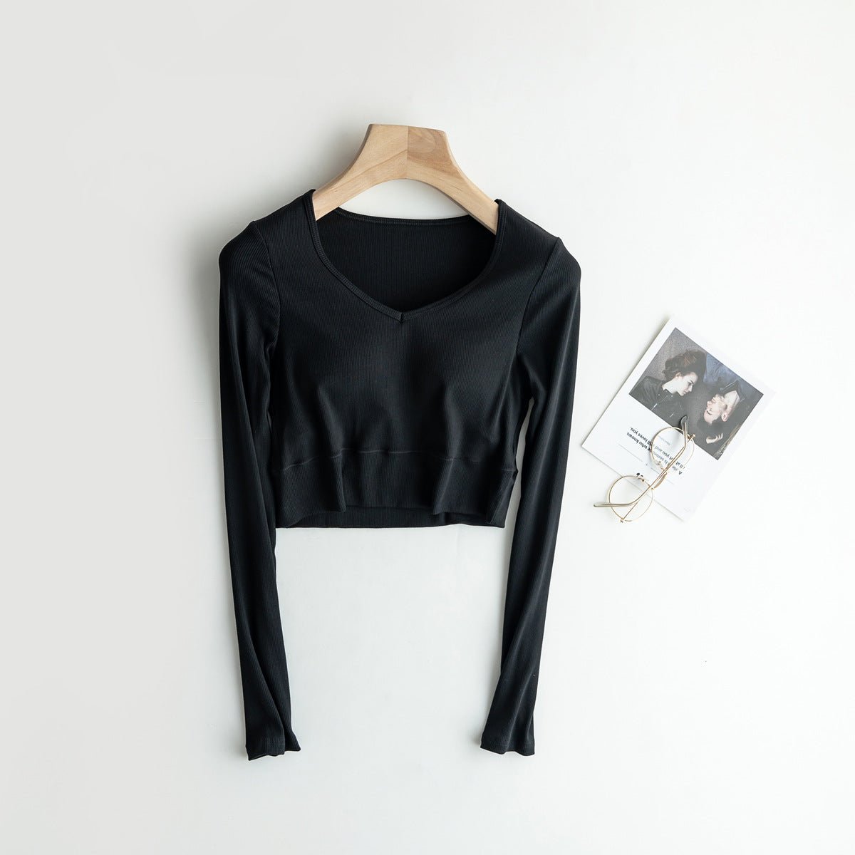 Sleek Stretch Built - In Bra Crop Top – Where Comfort Meets Cool - Zero Bra