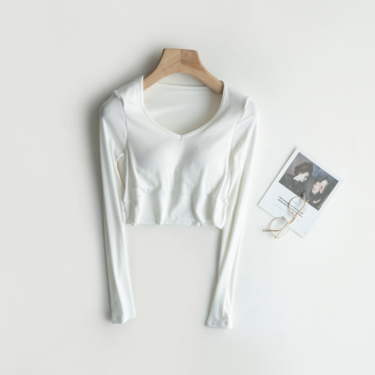 Sleek Stretch Built - In Bra Crop Top – Where Comfort Meets Cool - Zero Bra