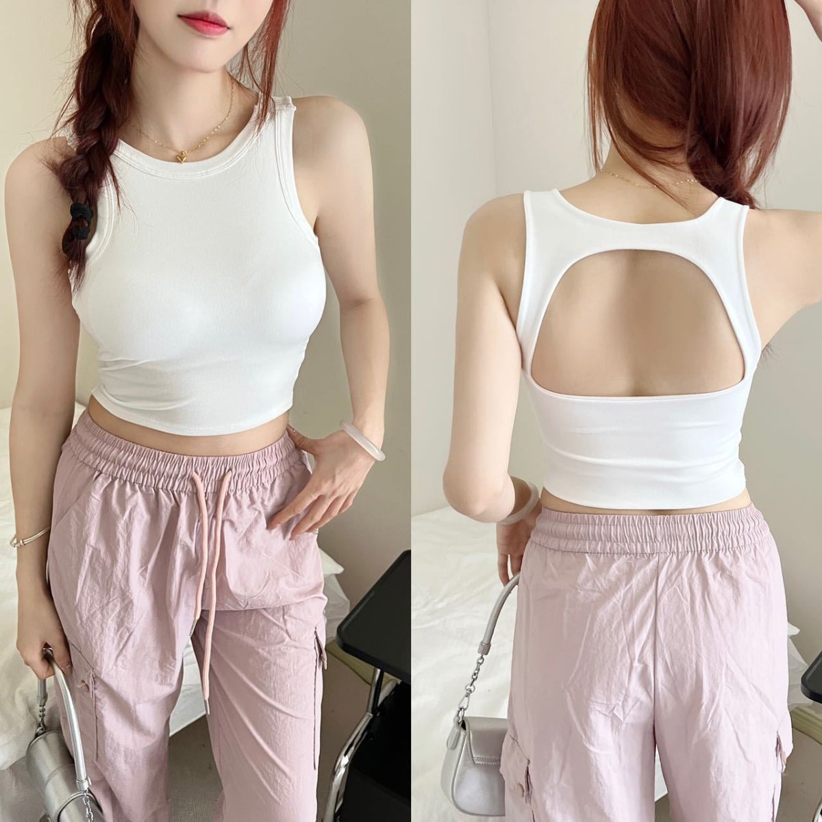 Sporty Chic Racerback Crop Top with Built - In Bra – Effortless Style Meets Comfort - Zero Bra