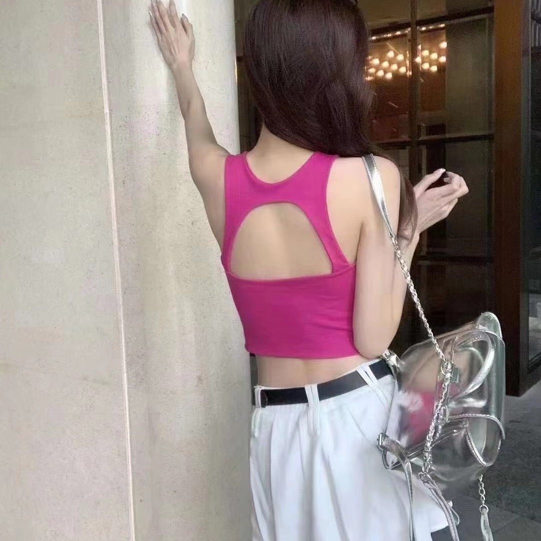 Sporty Chic Racerback Crop Top with Built - In Bra – Effortless Style Meets Comfort - Zero Bra