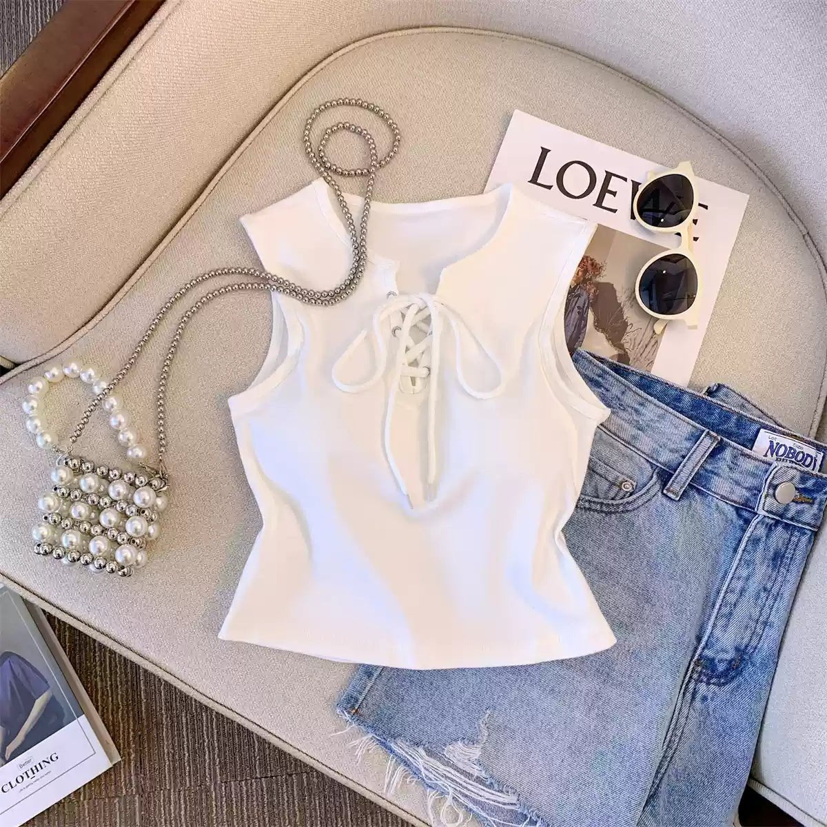 Tie - Front Sleeveless Crop Top with Built - in Bra β Effortless Chic - Zero Bra