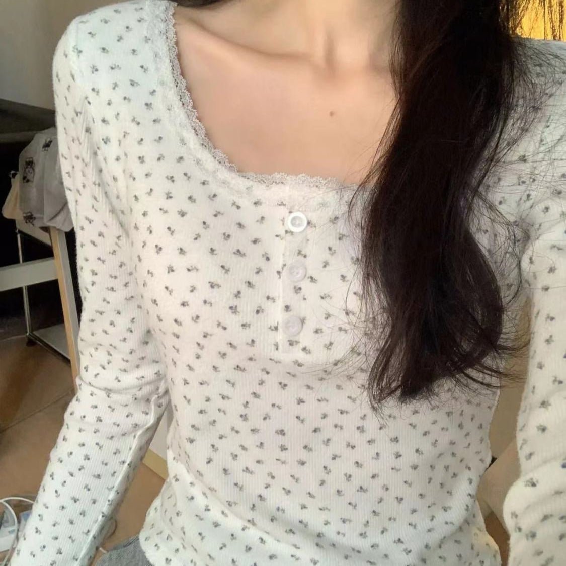 Vintage Floral Lace - Trim Long Sleeve Top – Sweet & Feminine - Zero Bra