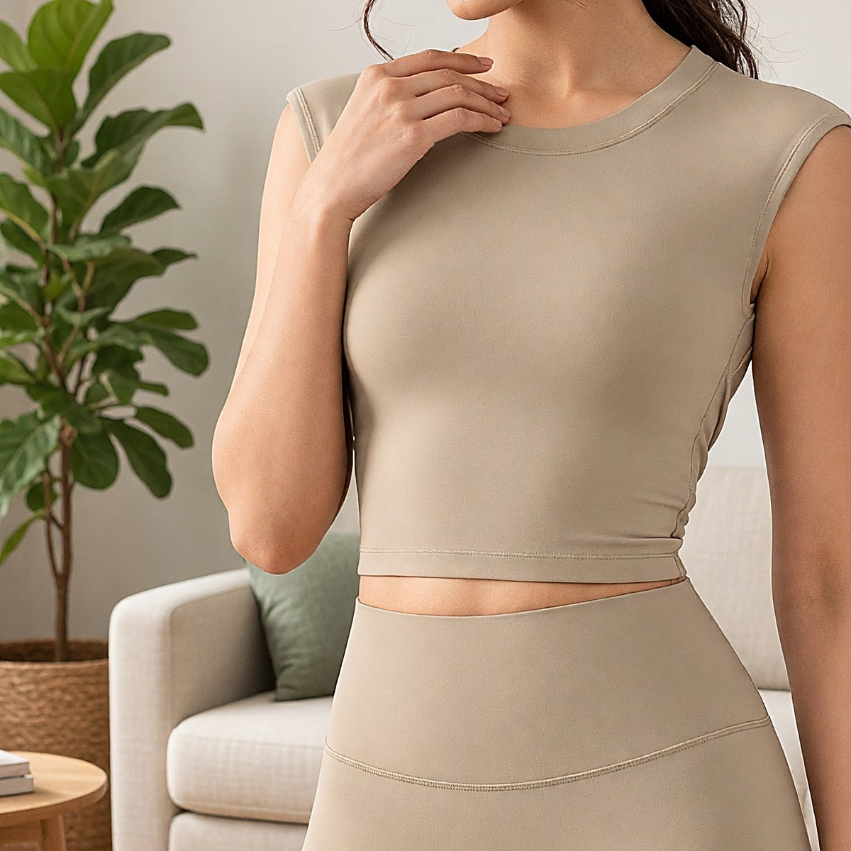 BoldCut Built-in Bra Gym Top