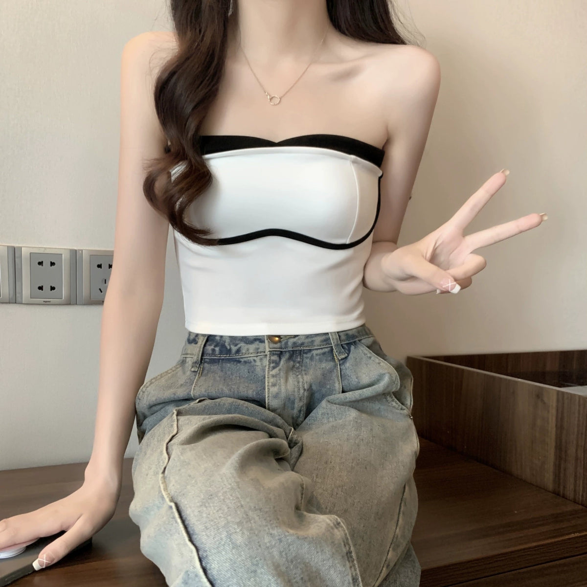 Chic Bandeau Built - In Bra Top – Effortless Style & Comfort - Zero Bra