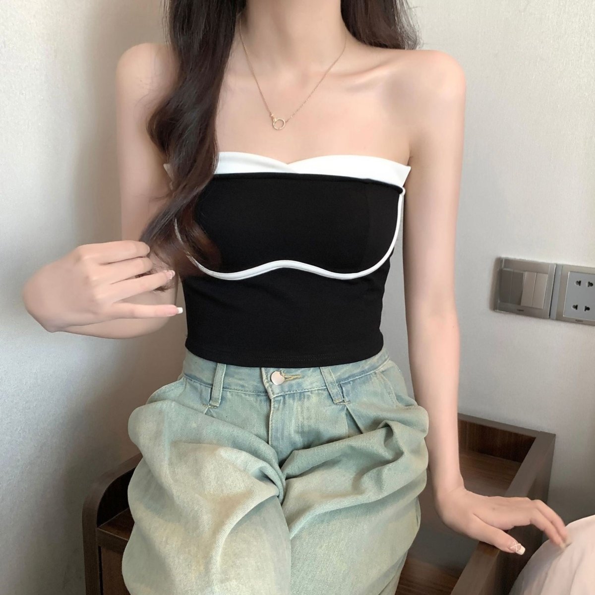 Chic Bandeau Built - In Bra Top – Effortless Style & Comfort - Zero Bra