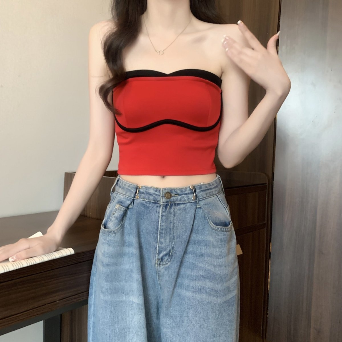 Chic Bandeau Built - In Bra Top – Effortless Style & Comfort - Zero Bra