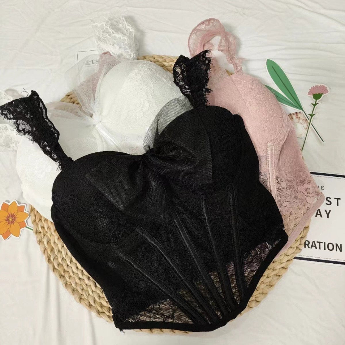Luxe Lace Built - In Bra Corset – For That Main Character Energy - Zero Bra